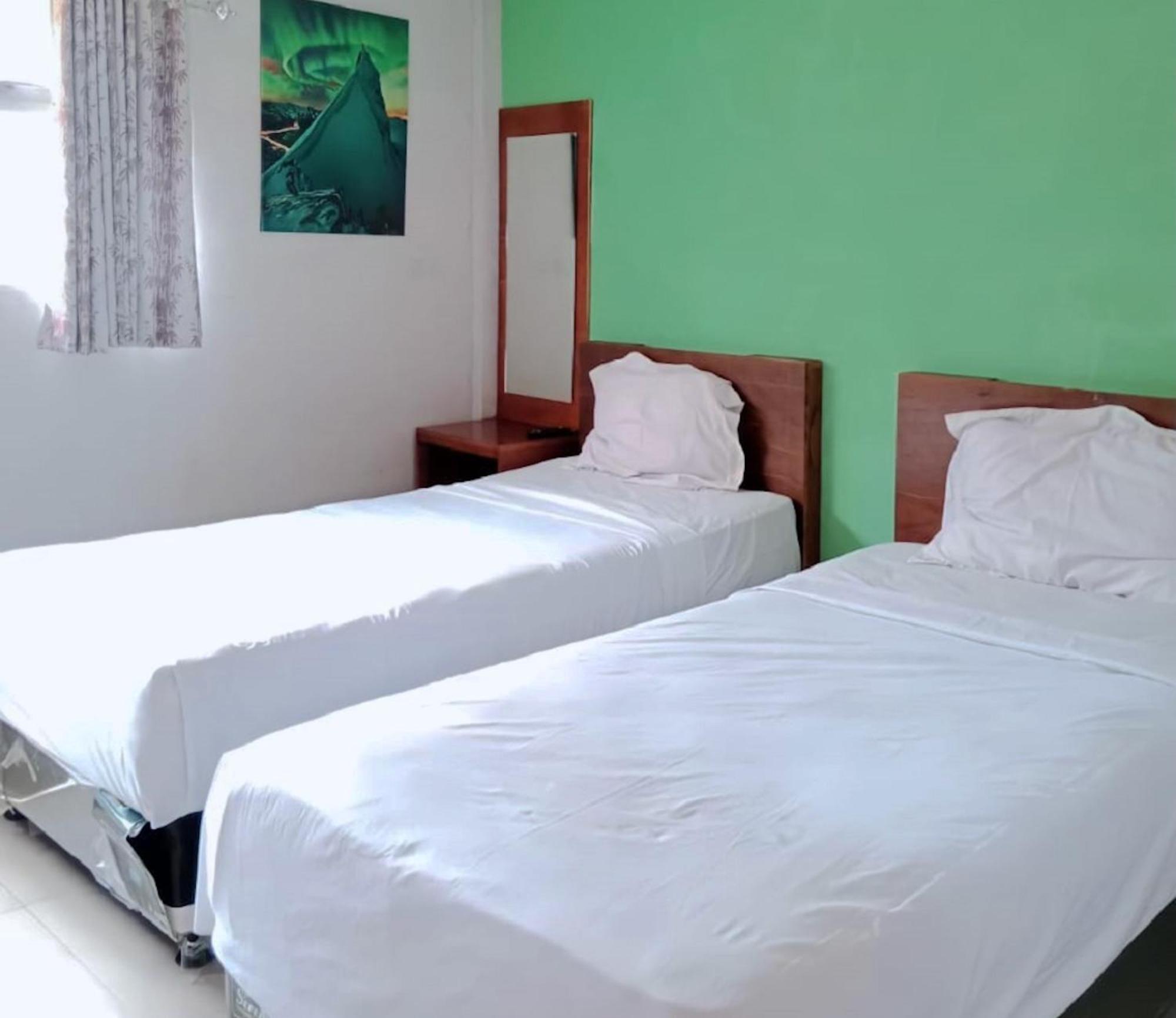 Hotel The Aurora By Makati Lembang Exterior foto