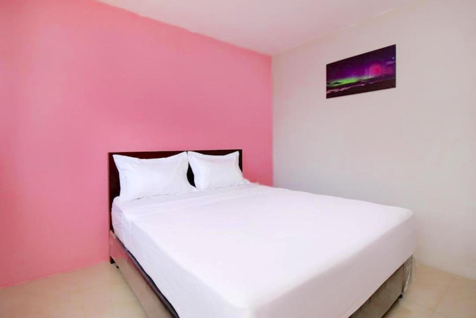 Hotel The Aurora By Makati Lembang Exterior foto